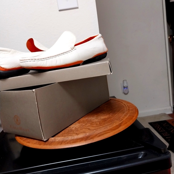 Cole Haan flats slip-on - Picture 4 of 10